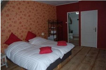 Les Fruits Du Passau Bed & Breakfast Saint-Desire Exterior photo